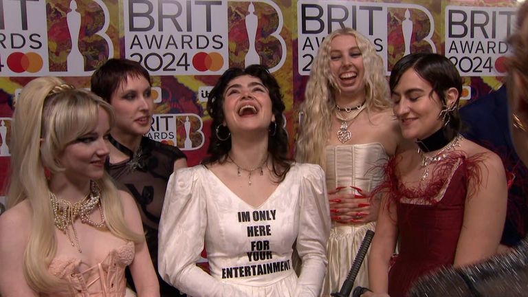 Poslední Dinner Party na Brit Awards 2024