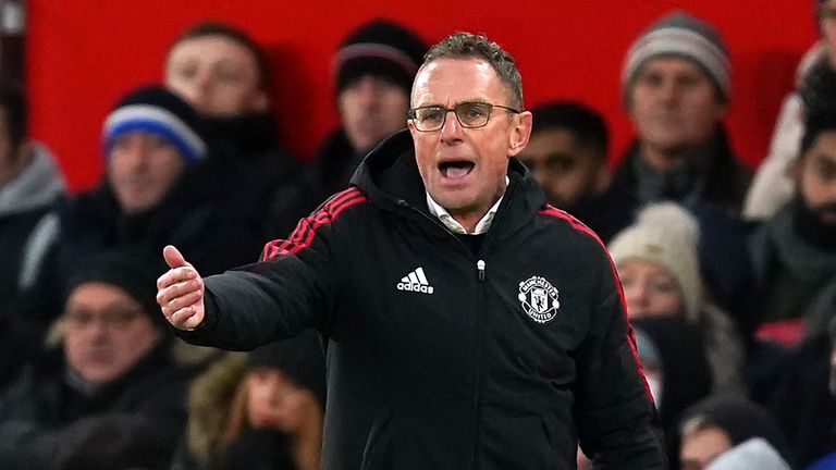 Dočasný manažer Manchesteru United Ralf Rangnick na postranní čáře během zápasu Premier League na Old Trafford v Manchesteru. Datum fotografie: neděle 5. prosince 2021.