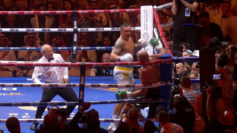 Usyk porazí Tysona Furyho a stane se nesporným mistrem světa