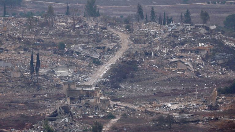 Zkáza v jižním Libanonu. Snímek: Reuters