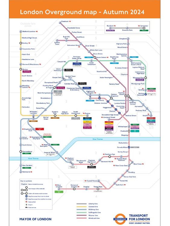 MBARGOED TO 0001 ČTVRTEK 29. LISTOPADU Nedatovaný obrázek letáku vydaný společností Transport for London (TfL), který ukazuje názvy a barvy nových linek London Overground. Od čtvrtka budou představeny jednotlivé názvy a barvy pro železniční tratě London Overground. Datum vydání: pátek 29. listopadu 2024.