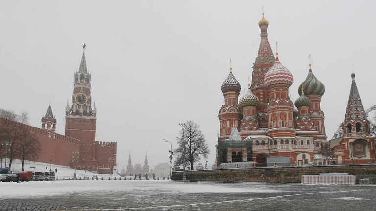 Kreml a Chrám Vasila Blaženého v Moskvě. Souborový obrázek: Reuters