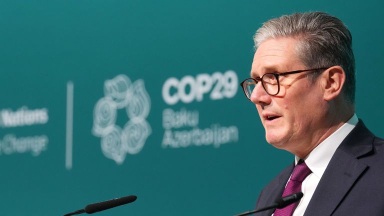 Premiér Sir Keir Starmer hovoří druhý den klimatického summitu Cop29 v Baku v Ázerbájdžánu. Datum snímku: úterý 12. listopadu 2024.