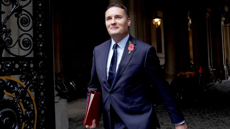 Wes Streeting přijíždí do Downing Street.  Obrázek: PA