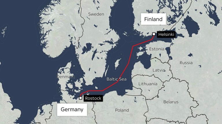 Potrubí vede pod Baltským mořem mezi Helsinkami a Rostockem