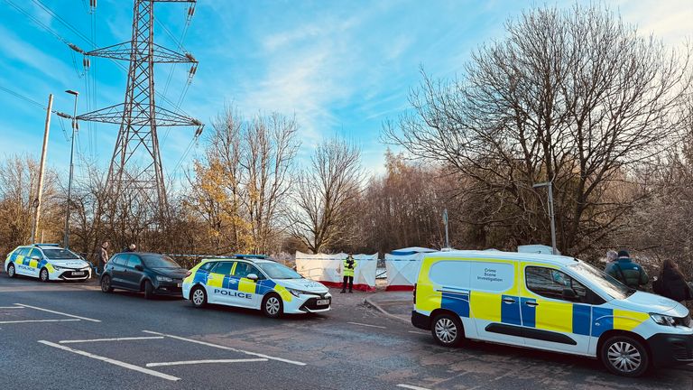 Policie na místě činu na Ravenscraig Road