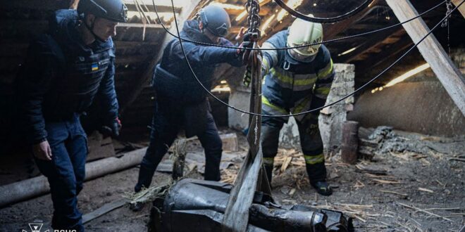 Ukrajinská válka: Rusko zaútočilo bezpilotním letounem na Kyjev – jako velitel „odvolán za lhaní o postupu války“ | Světové zprávy