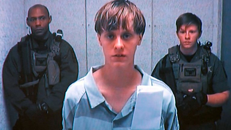 Dylann Roof se stal prvním člověkem v Americe, který byl v roce 2017 odsouzen k smrti za federální zločin z nenávisti. Obr: REUTERS/POOL/File Photo/File Photo