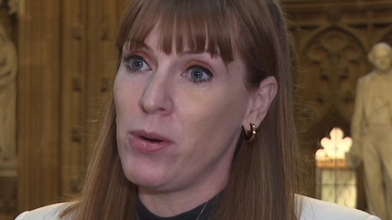 Angela Rayner říká, že cíle labouristů v oblasti bydlení jsou „dosažitelné“