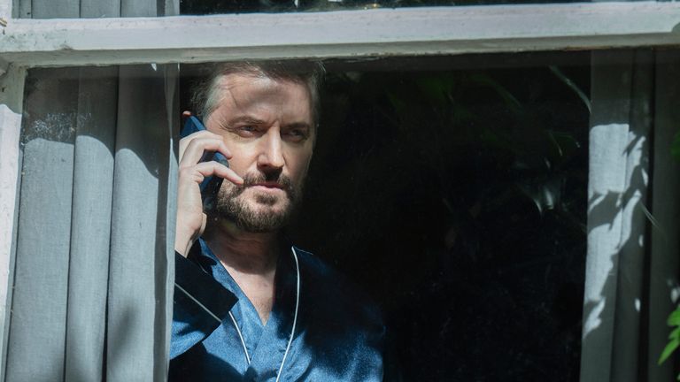 Richard Armitage jako Stagger v Missing You. Obrázek: Netflix