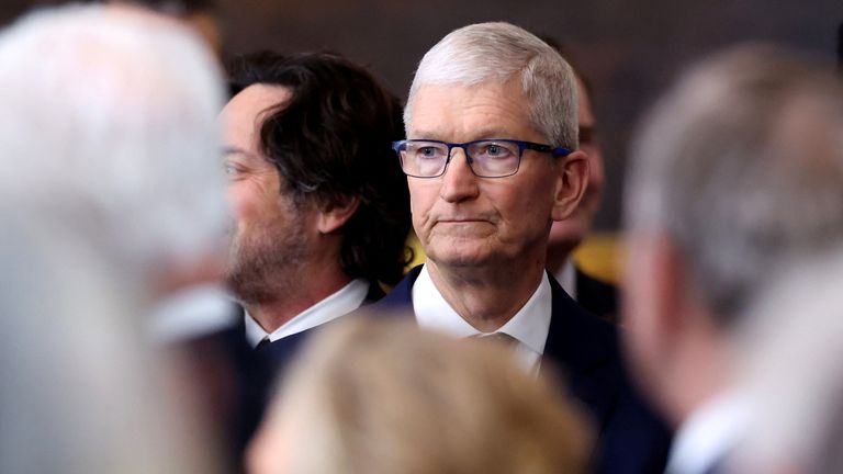 Mezi zúčastněnými technologickými miliardáři byl i šéf Applu Tim Cook. Snímek: Reuters