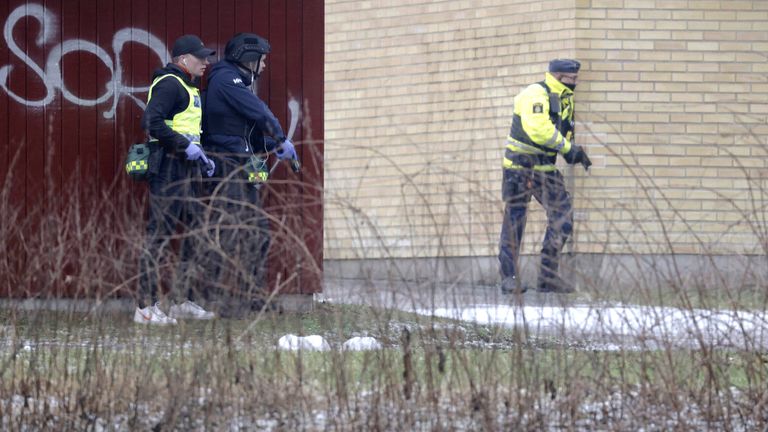 Policie na místě střelby ve škole Risbergska v Orebro, Švédsko Pic: Kicki Nilsson/TT News Agency/AP