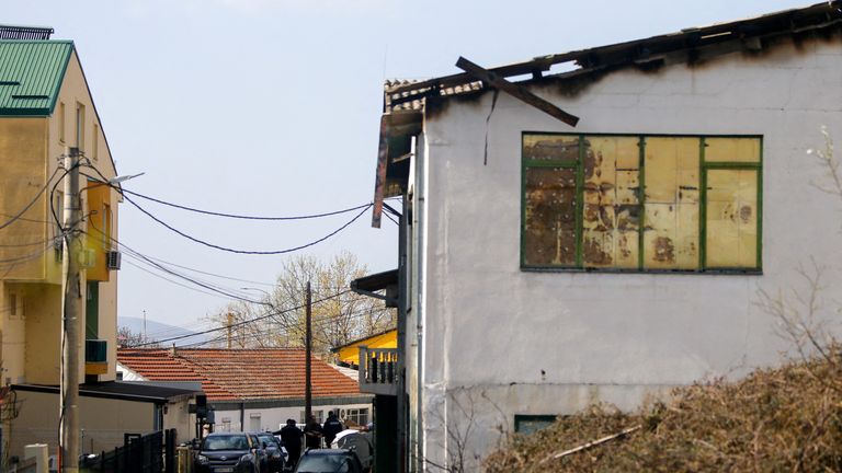 Pulse Night Club s poškozením střechy v neděli. Pic: Ap