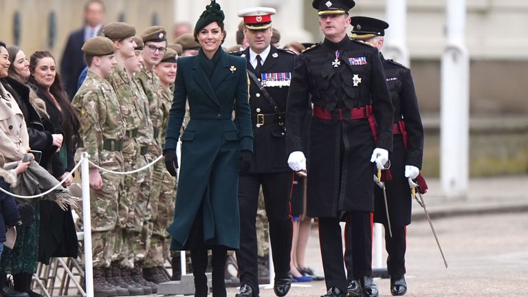 Princezna z Walesu během návštěvy irských stráží za přehlídku sv. Patricka ve Wellington Barracks.  Pic: Pa