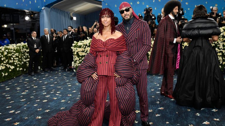 Americká zpěvačka Alicia Keys, vlevo a rapper Swizz Beatz. Pic: Ap