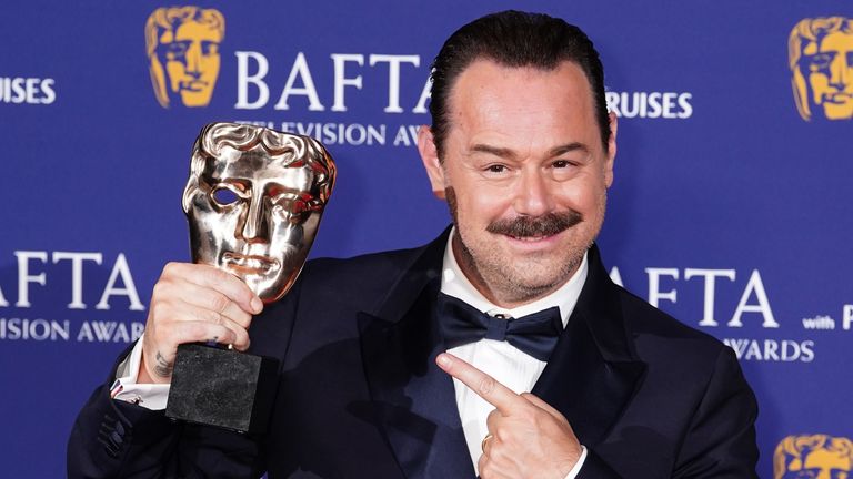 Danny Dyer v tiskové místnosti poté, co vyhrál mužský výkon v komediálním programu Award pro „Mr. BigStuff“ během 2025 BAFTA Television Awards s P&O Cruises v Royal Festival Hall v Southbank Center v Londýně. Datum obrázku: neděle 11. května 2025.