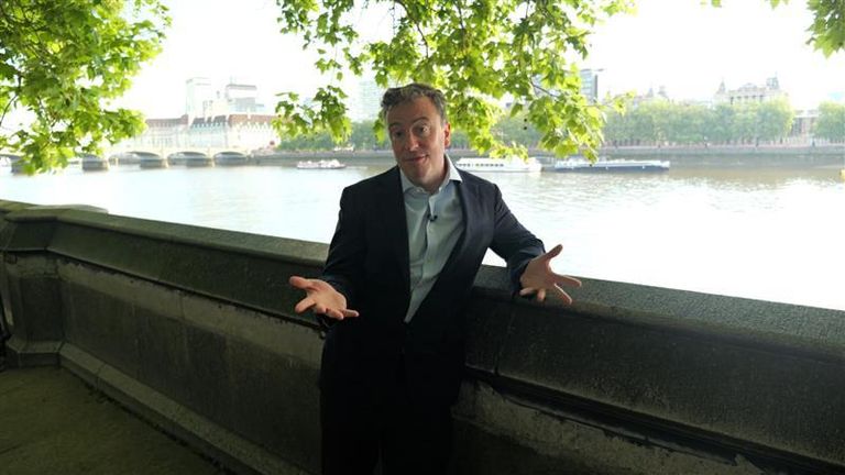 Sir Keir Starmer oznámil řadu "Tvrdá ozvená opatření" Kolem migrace ve Velké Británii - ale co to vlastně znamená?