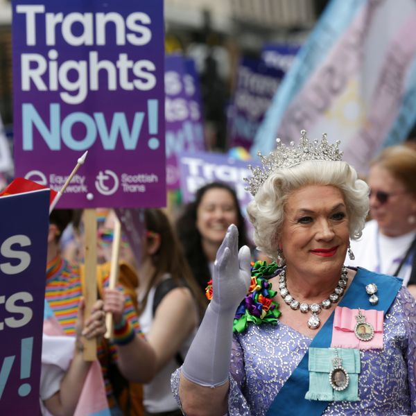 Lidé se účastní Pride Glasgow, skotské lesbické, gay, bisexuální, transgender a intersex (LGBTI) Pride událost v Glasgow. Fotografie sdružení Press Association. Datum obrázku: Sobota 14. července 2018. Viz PA Story Scotland Pride. Foto kredit by si měl přečíst: David Cheskin/PA Wire                           