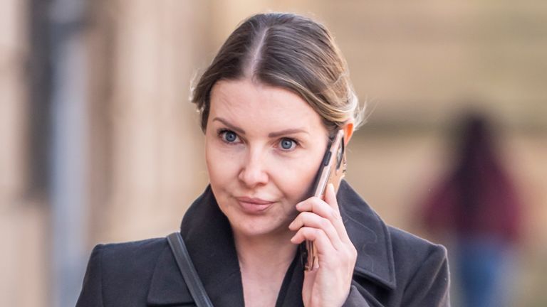 Keri Pegg, bývalý guvernér HMP Kirkham, dorazí na Preston Crown Court.  Pic: Pa