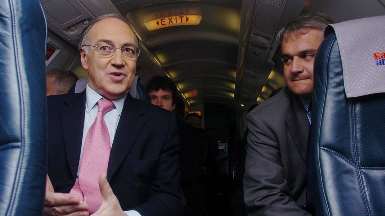 Patrick O'Flynn rozhovory s Michaelem Howardem během své doby jako Daily Express Political Editor v roce 2004