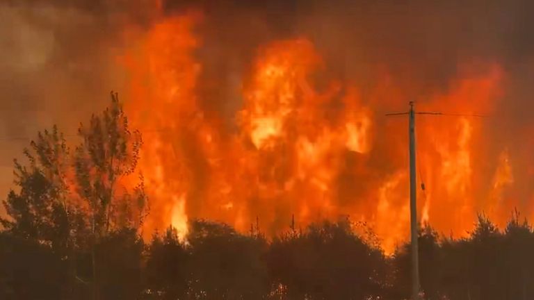 Inferno v Wanless, Manitoba, Kanada. Pic: Ap