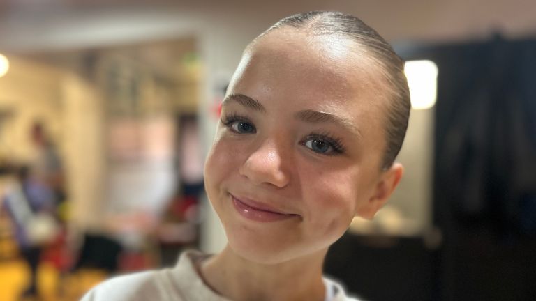 Yasmin Dumbell říká, že zná studenty, kteří začali vaping v pěti roce