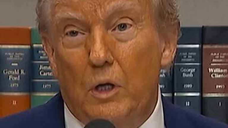 Trump mluví 12. května.