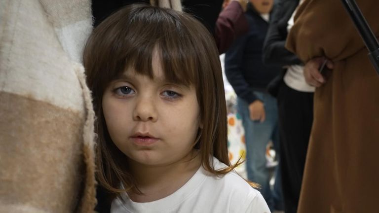Ghena Abed, pět, potřebuje naléhavou léčbu, aby zachránil vizi do levého oka