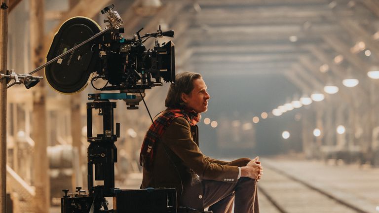 Režisér Wes Anderson na souboru Scheme Phoenician, vydání vydání. Kredit: ROGER DO MINH/TPS Productions/Focus Funkce .. 2025 Všechna práva vyhrazena.