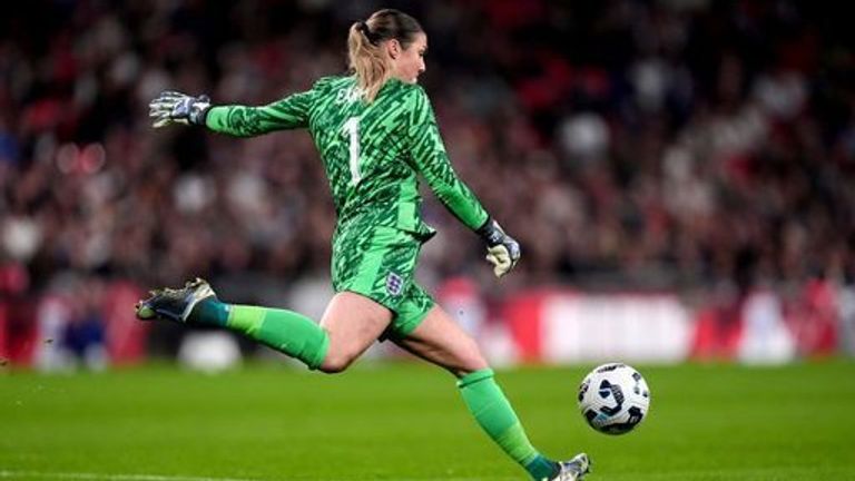 Během mezinárodního přátelství ve Wembley v listopadu. Pic: Pa