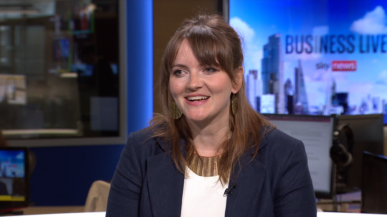 Mickey Carroll je Sky's Science and Technology Reporter