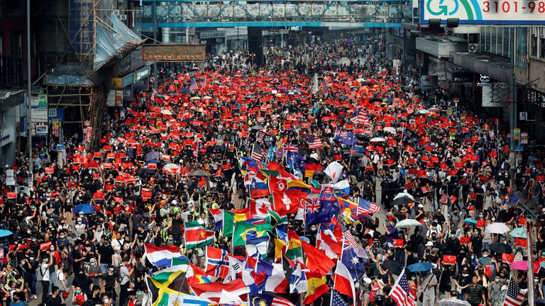 Hongkongská demonstrace stále