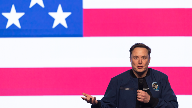 Elon Musk mluví tento měsíc.  Pic: Ap
