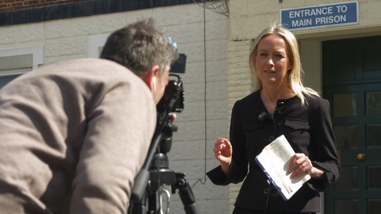 Sophy Ridge mluví mimo vězení Preston