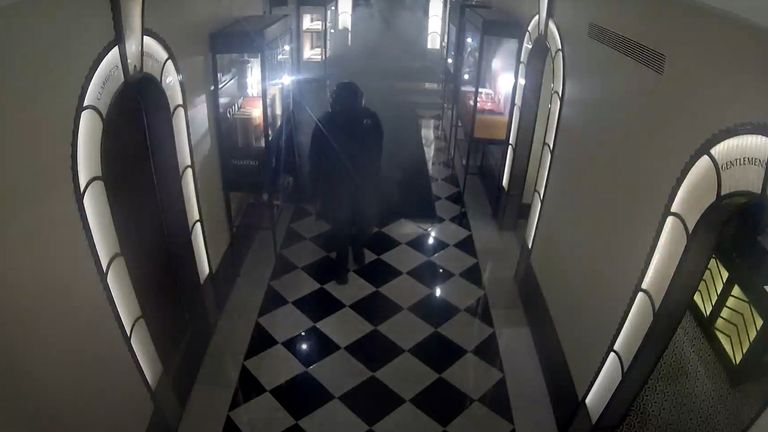 ScreenGrab z CCTV