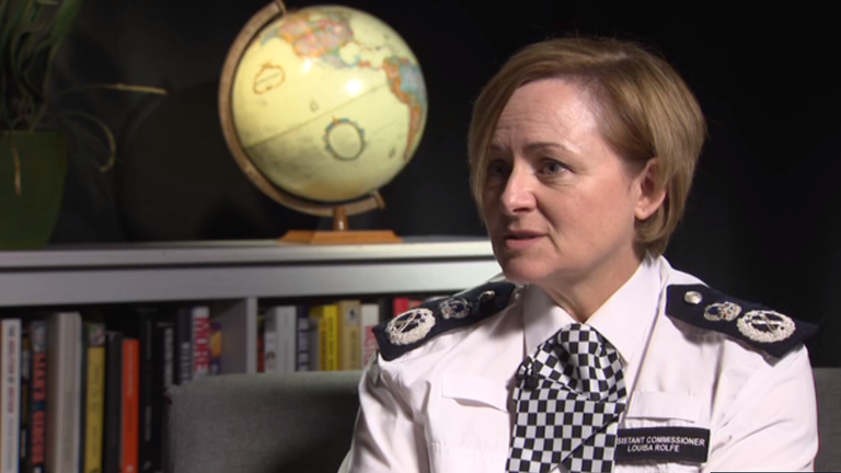 AC Louisa Rolfe, hlavní národní policejní rada pro domácí nájem