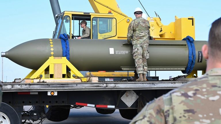 GBU-57, nebo masivní bomba penetratoru Ordnance, na Whiteman Air Base v Missouri. V roce 2023. File Pic: US Air Force přes AP