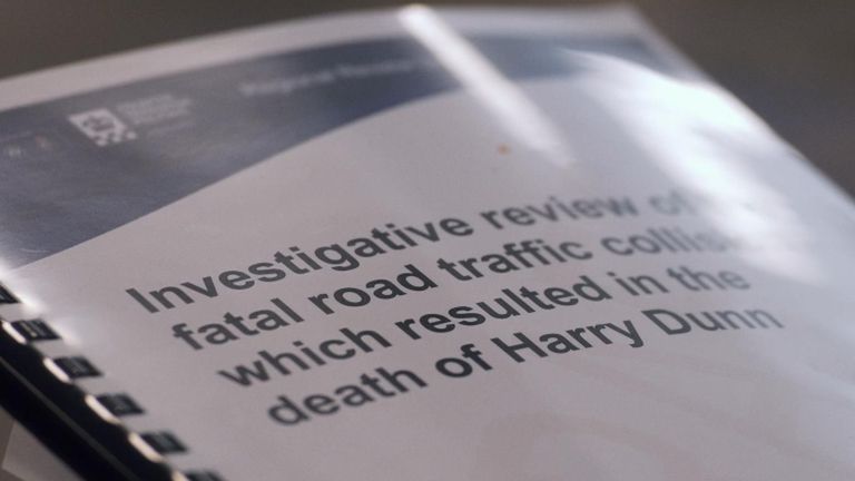 Zpráva o selhání policie Northamptonshire při vyšetřování smrti Harryho Dunna
