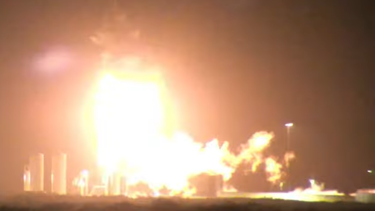 Ve Starbase v Texasu explodoval screenshot okamžiku, kdy SpaceX Rocket Starship 36 explodoval. Obrázek: Nasaspaceflight