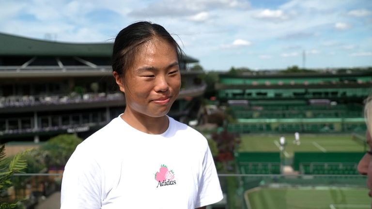 Dospívající tenista Mimi Xu