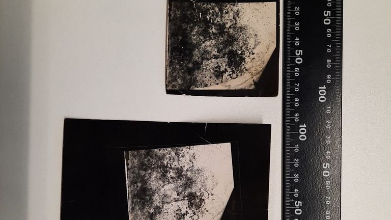 Palmprint obrázky. Pic: Avon a Somerset Constabulary