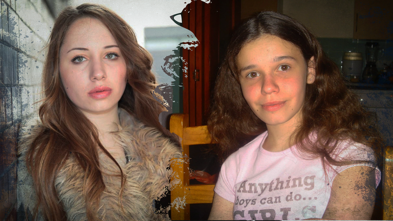 Alice (vlevo) a Karis (vpravo) byli spolužáci