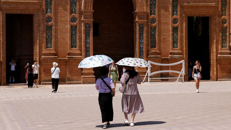   Heatwave v Seville, Španělsko, 1. července 2025. Reuters/Marcelo del Pozo