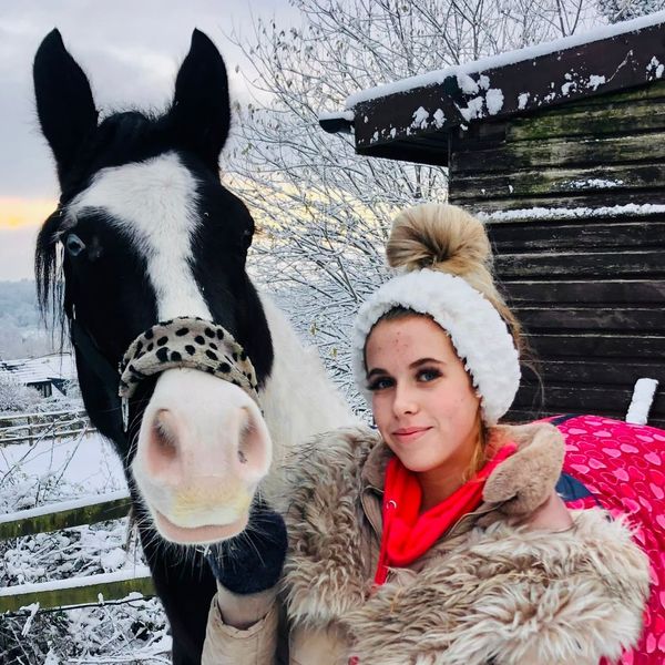 Scarlett si užila jízdu na svém koni 