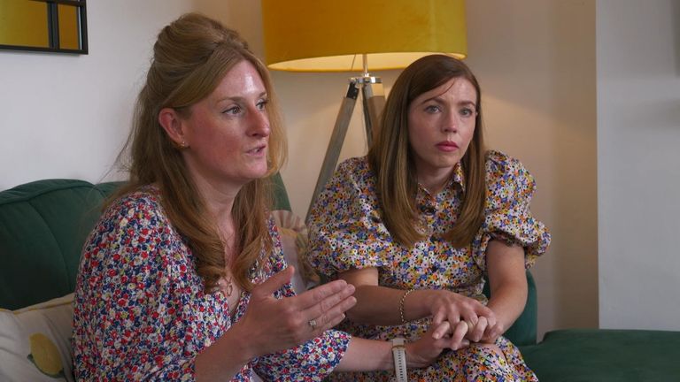 Rebecca Richards a Kate Burrows