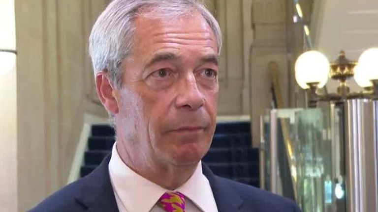 Farage reaguje na dohodu o migrantkách ve Velké Británii 