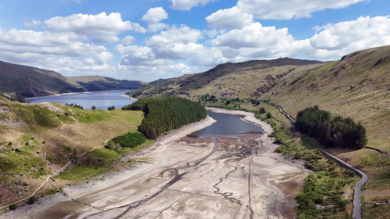 Haweswater Reservoir v údolí Mardale, Cumbria.  Pic: Pa