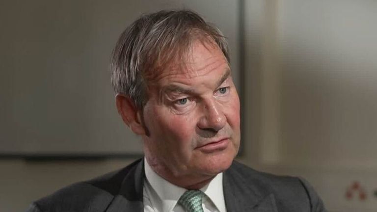 Farage vedoucí „kult“ říká ex-reform MP