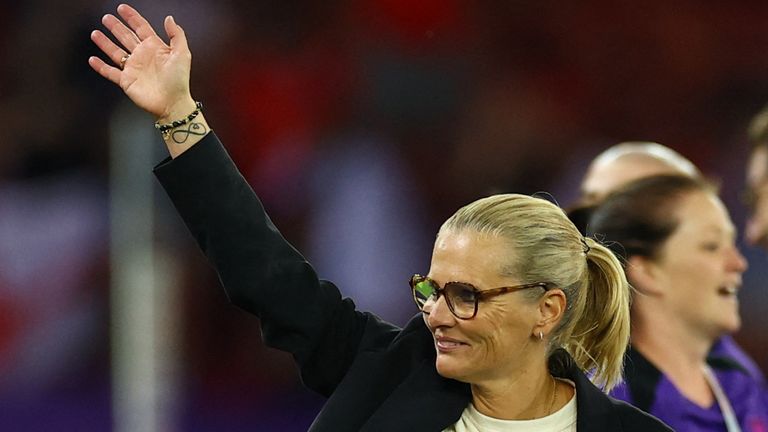 Fotbalový fotbal - UEFA Dámské euro 2025 - čtvrtletní finále - Švédsko v Anglii - Stadion Letzigrund, Curych, Švýcarsko - 17. července 2025 Englan
