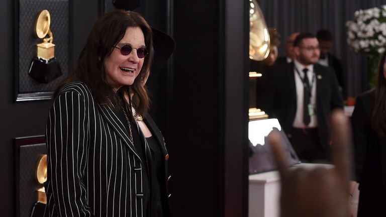 Soubor - Ozzy Osbourne přichází na 62. výroční ceny Grammy 26. ledna 2020 v Los Angeles. (Foto: Jordan Strauss/Invision/AP, soubor)